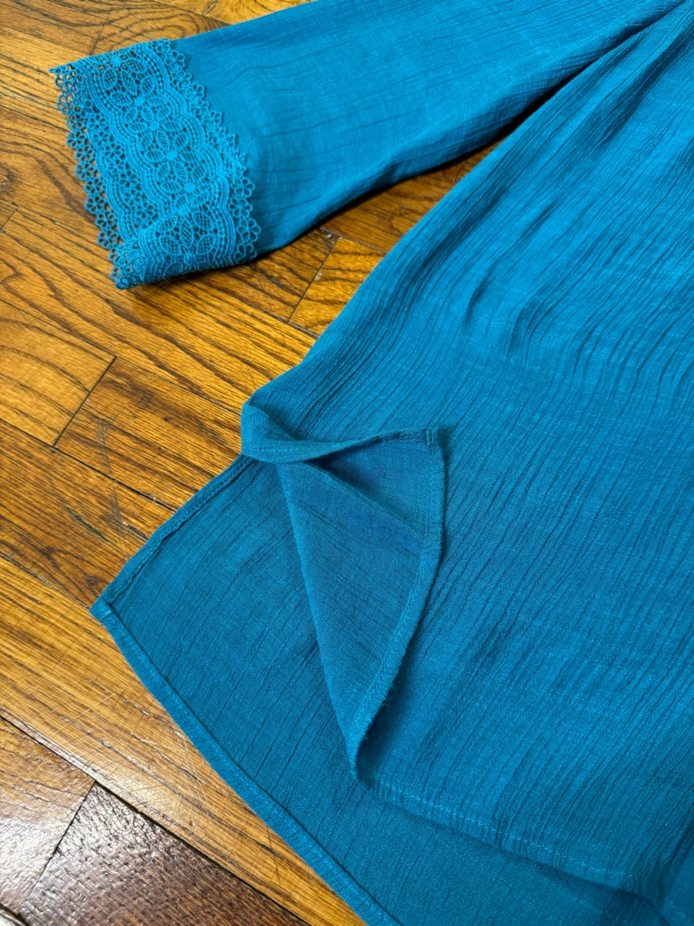 Counterparts Teal Boho Peasant Blouse Lace Trim V-Neck 3/4 Bell Sleeve - Size S - Picture 5 of 16
